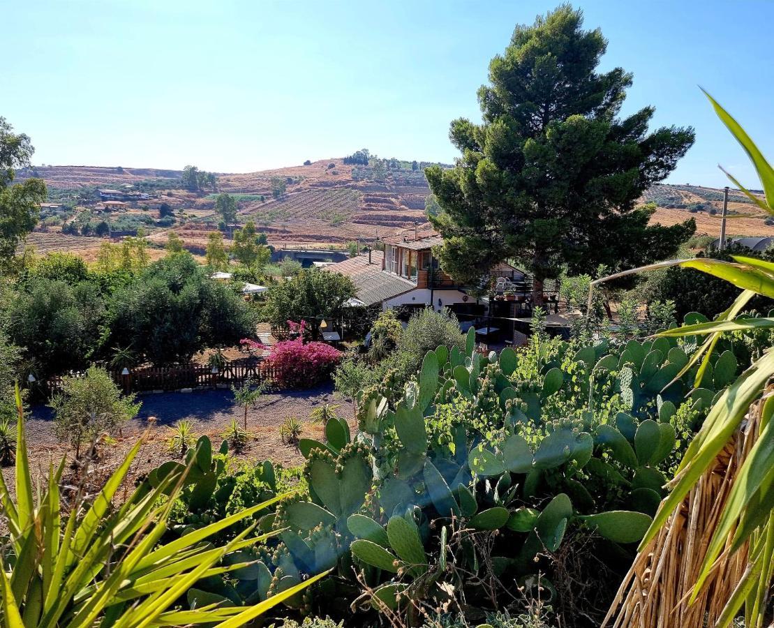 Sunset Valley Village Motta SantʼAnastasia Exterior foto